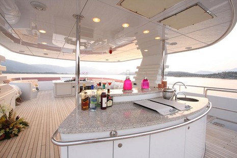 Motor Yacht picture 9