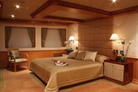 Motor Yacht picture 8