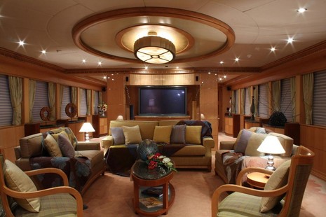 Motor Yacht picture 2